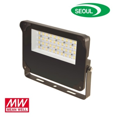 BOLD  100W  4000k  LED  prožektors  70°×140°